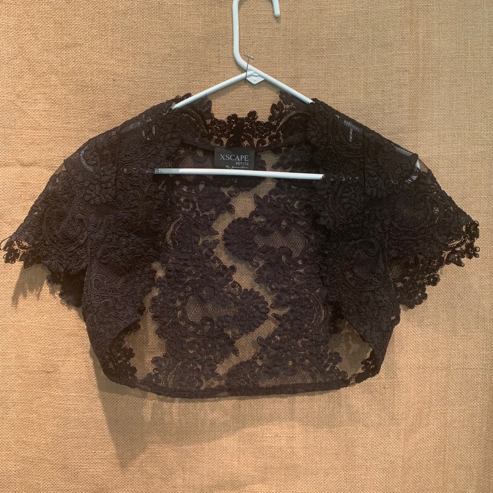 Lace shrug